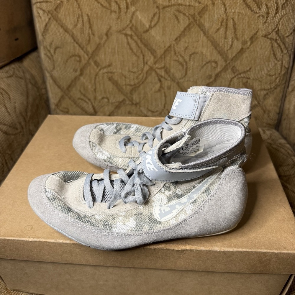 Nike Speed Sweep VII Wrestling Shoes Boys Size 6Y Grey Gelray Camo 366684-003